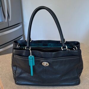 Coach Park Carryall Black Pebble Leather Shoulder/Tote Bag w Teal Interior Charm